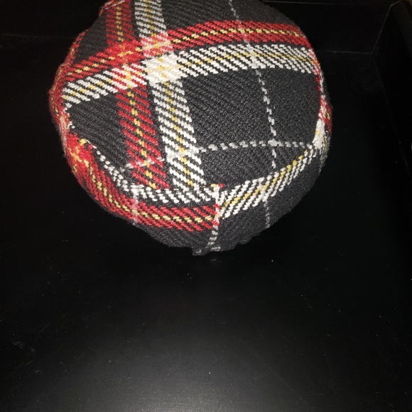 Cute plaid hat with a bow - Picture 3 of 12